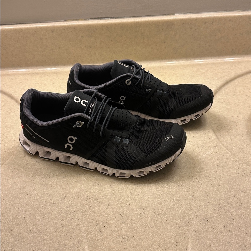 On Running Gray Sneakers